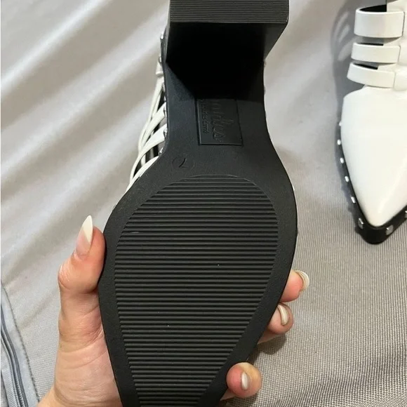 Charles by Charles David BRAND NEW western booties - Picture 2 of 2